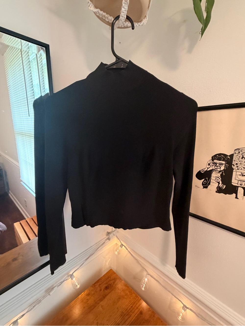 Lululemon Cropped Black Open Back Top | L